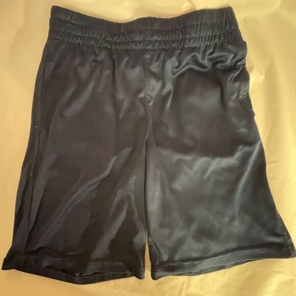 BOY’S size 8 Cat & Jack black athletic shorts - Picture 1 of 7
